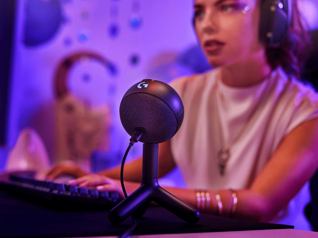 Различные продукты от Logitech